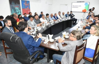 Governador ouve demandas dos municípios dos territórios Vale do Sambito e Entre Rios